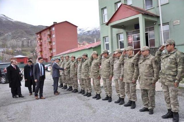 Bitlis Valisi Mutki İlçesini Ziyaret Etti