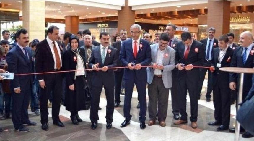 Piazza&rsquo;da Sanat Engel Tanımadı