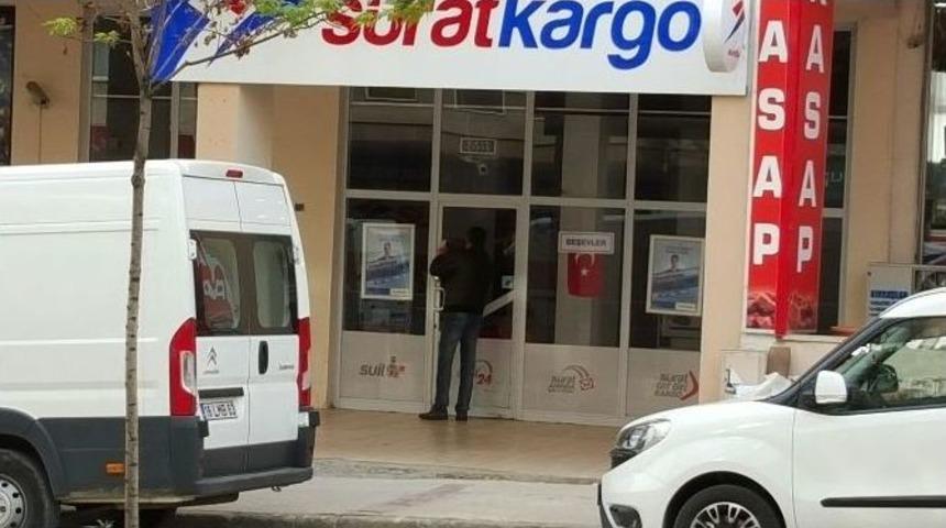 Pompalı T&uuml;fekle Kargo Şubesini Bastı
