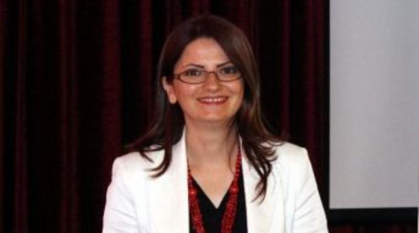 Nurten G&uuml;nd&uuml;z: Kişisel Swot Analizimizi Yaparak Hayatımıza Y&ouml;n Verelim