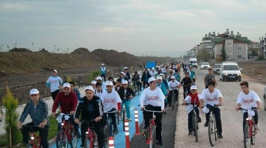 Ceyhanda "bisikletini Al Sen De Gel" Etkinliği