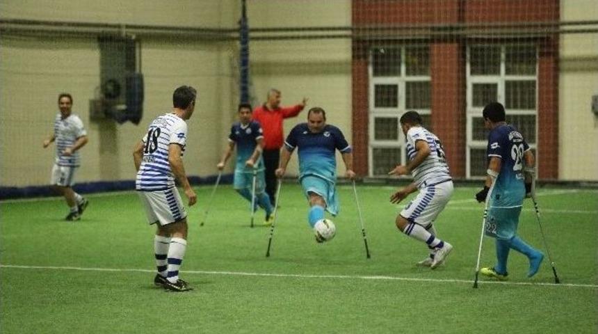 Kazanan Dostluk Oldu