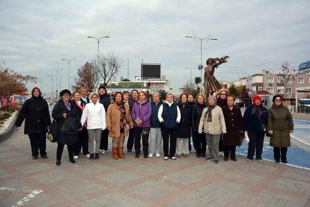 Büyükçekmeceli Kadınlar Güne Sporla Başlıyor