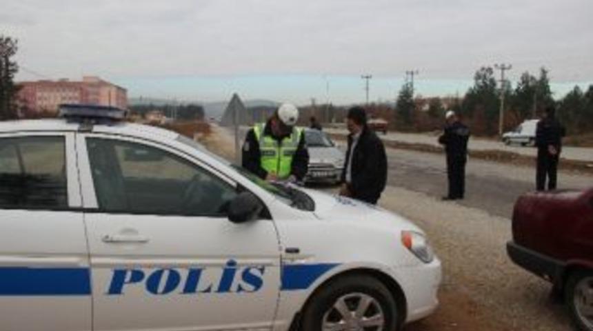 Yenice&rsquo;de Kış Lastiği Uygulaması