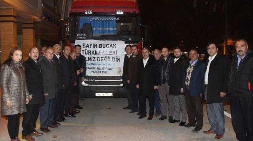 &Ccedil;ankırı&rsquo;dan Bayır-bucak T&uuml;rkmenleri İ&ccedil;in Yardım Konvoyu Yola &Ccedil;ıktı