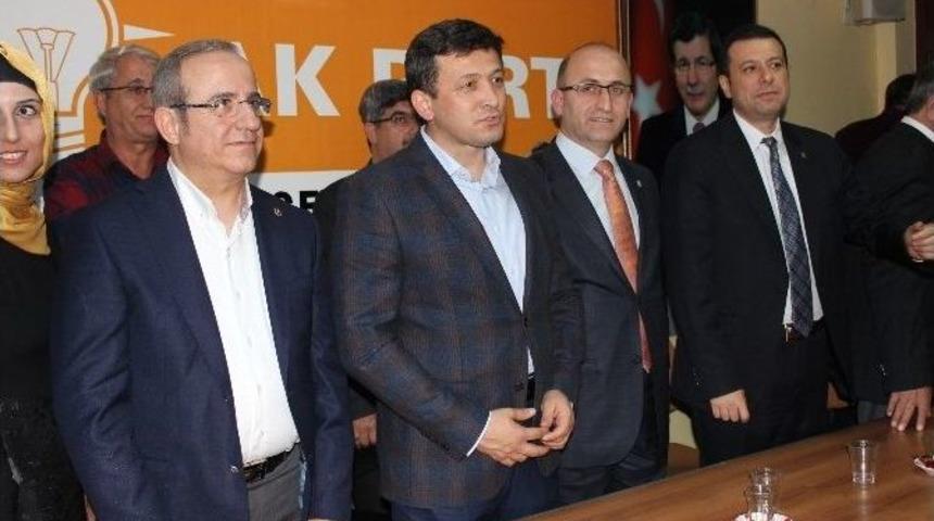 Ak Parti Milletvekillerinden Aliağa&rsquo;ya Teşekk&uuml;r Ziyareti