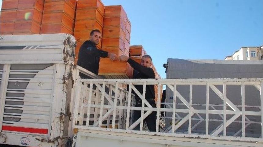 Adıyaman&rsquo;da, Arıcılara Bin 50 Adet Arı Kovanı Dağıtıldı