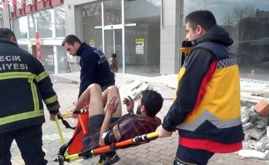 Bilecik&rsquo;te Faciadan D&ouml;n&uuml;ld&uuml;: 1 Yaralı