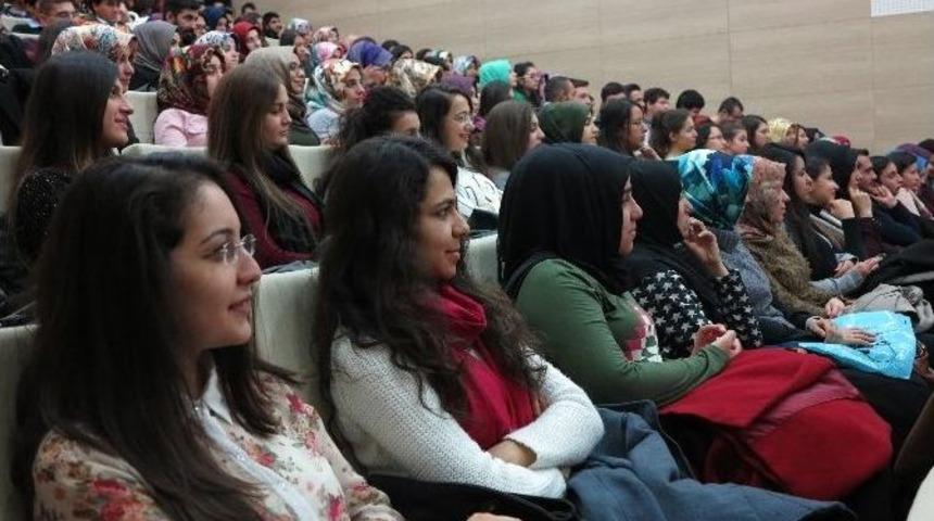 Niğde &Uuml;niversitesinde &ldquo;empatik Tutum Ve Merhamet&rdquo; Konferansı