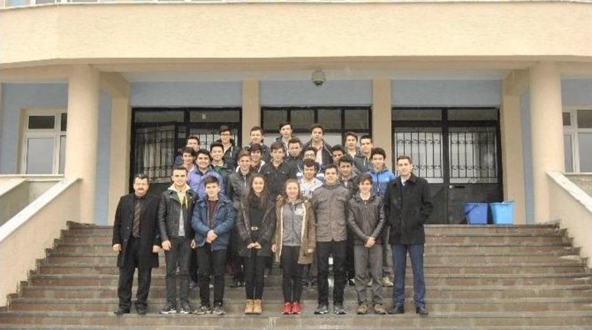 Yeni Okullarına Kavuşmanın Heyecanını Yaşıyorlar