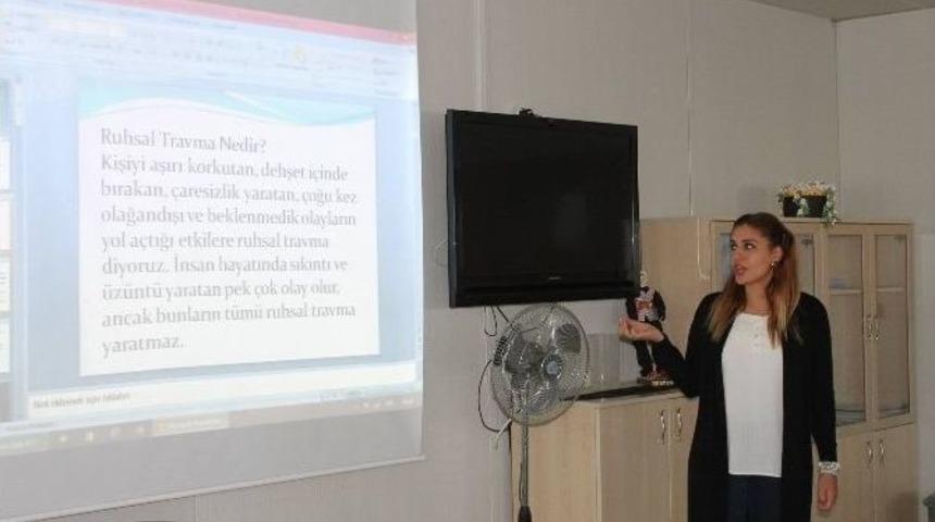 Suriyeli Kadınlara Stres Eğitimi