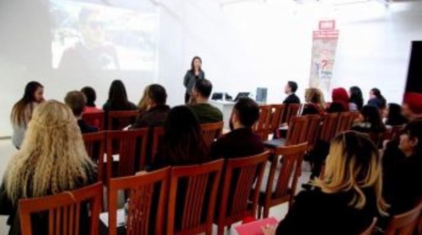 Şirketlerde Başarının Sırrı Doğru İletişim