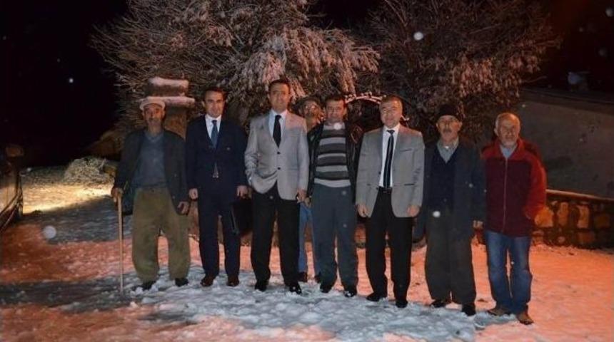G&uuml;r&uuml;n Kaymakamı &Ouml;zdemir, K&ouml;y Ziyaretinde Bulundu