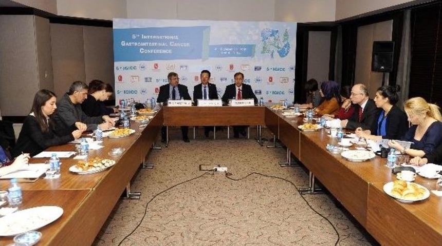 Uıcc Başkanı Prof. Dr. Kutluk: "t&uuml;rkiye&rsquo;de Her Yıl 175 Bin Kanser Vakası G&ouml;r&uuml;l&uuml;yor&rsquo;&rsquo;