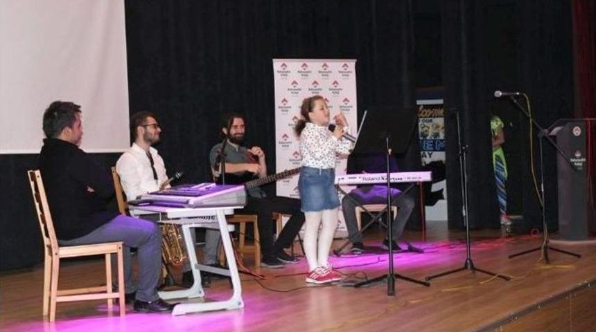 "engelsiz Bir D&uuml;nya" İ&ccedil;in Konser