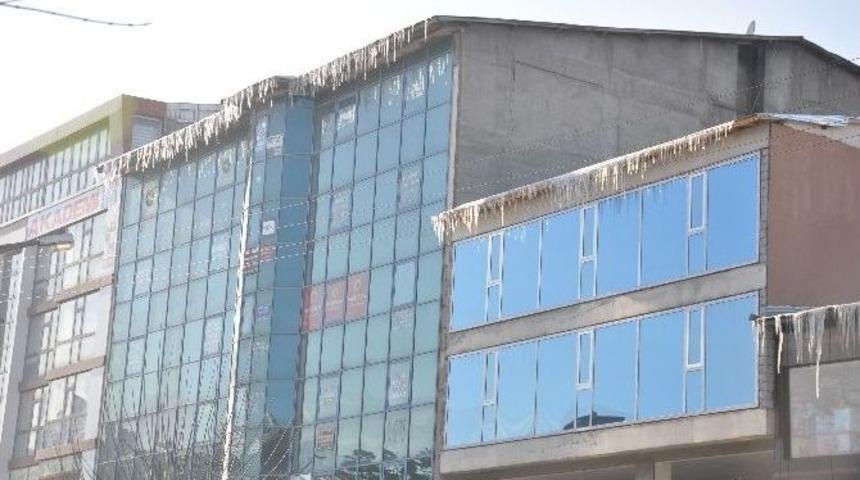 Soğuk Hava Hayatı Fel&ccedil; Etti