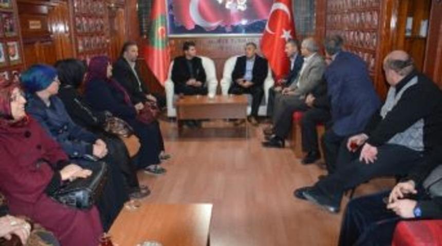 Ak Parti&rsquo;den Şehit Aileleri Derneklerine Ziyaret