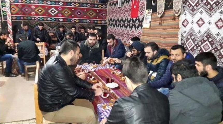 Ak Gen&ccedil;lerden &ldquo;gen&ccedil;lik Sabah Namazında Buluşuyor&rdquo; Projesi