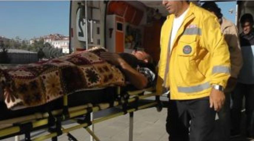 Kulu&rsquo;da İnşaattan D&uuml;şen İş&ccedil;i Yaralandı