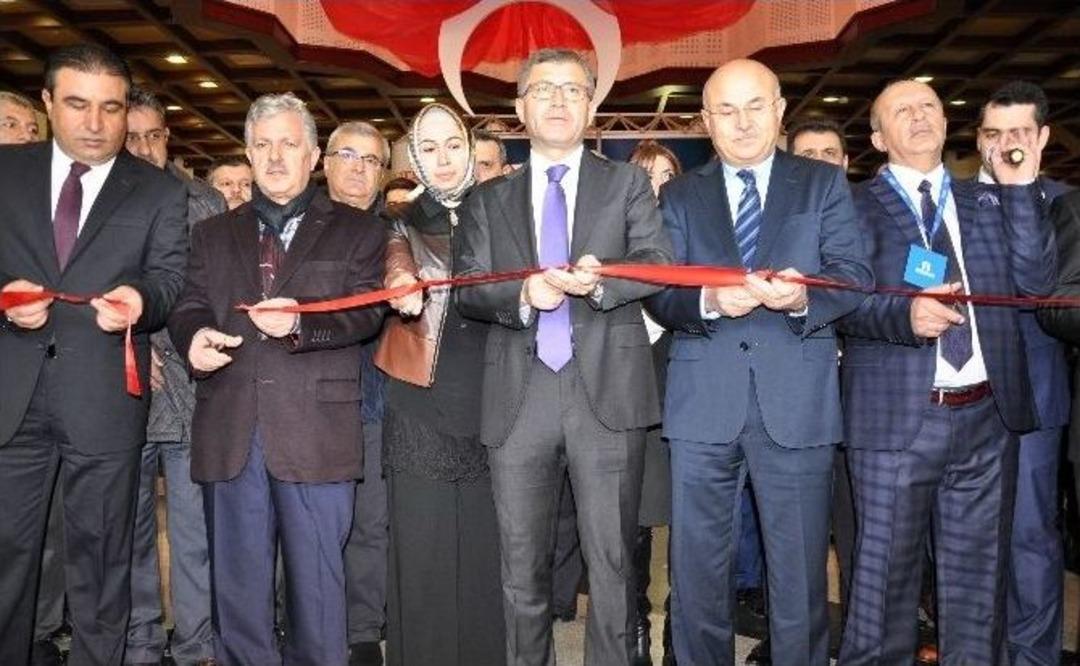 &Uuml;sk&uuml;dar&rsquo;da&nbsp;boğazi&ccedil;i İstihdam&nbsp;zirvesi Başladı