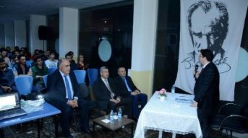 Başkan Yazgı, Kariyer Sohbetinde &Ouml;ğrencilerle Buluştu