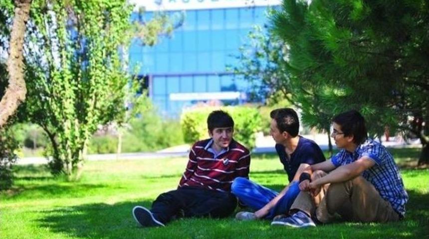 &Ouml;ğrencilerin G&ouml;z&uuml;yle Sakarya İmajı Araştırıldı