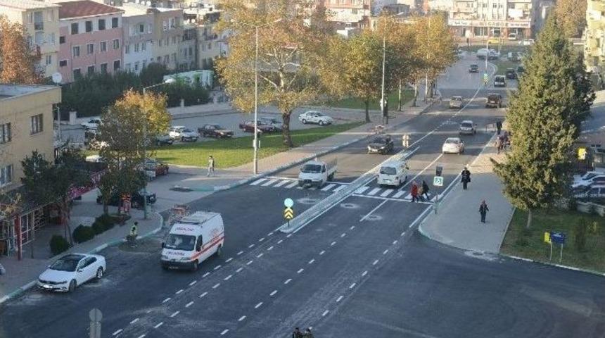 Yıldırım&rsquo;da Asfalt &Ccedil;alışmaları 2016&rsquo;da Hız Kesmedi