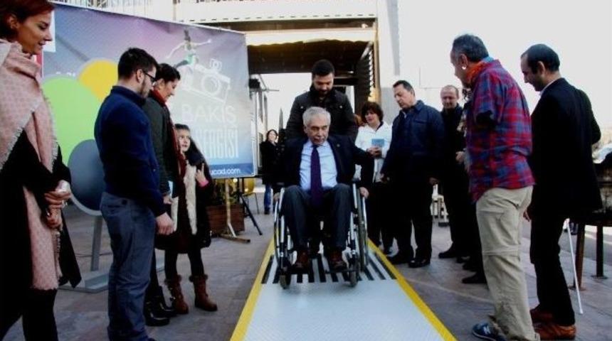 Engelleri Ortadan Kaldıran Sergi