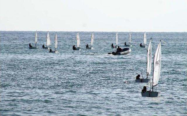 Piri Reis Yelken Yarışları Tekirdağ’da Başladı