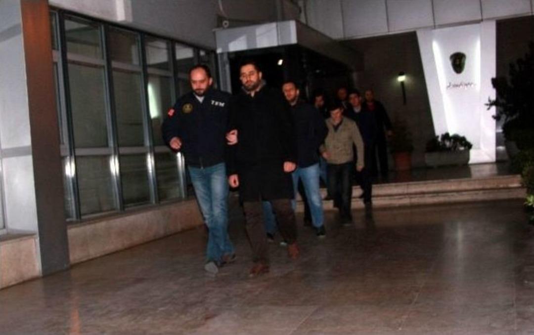 G&ouml;zaltına Alınan Fet&ouml; &Ouml;rg&uuml;t&uuml; &Uuml;yeleri Adliyeye Sevk Edildi