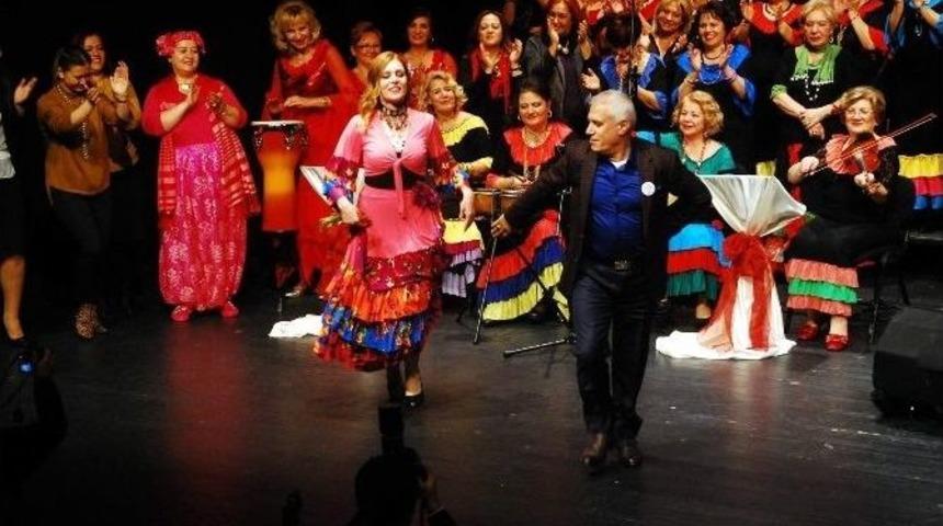 Morsalkım Kadın Dayanışma Derneği&rsquo;nin Gecesine Bozbey &Ccedil;ifti Damga Vurdu