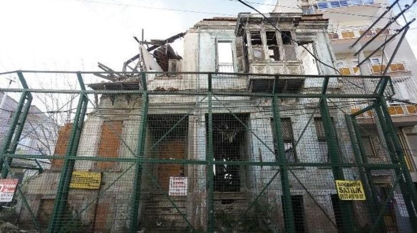 Konak&rsquo;ta Tarihi Hamle