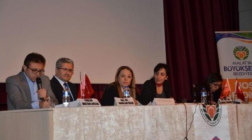 Madem Ve Kadem İşbirliğiyle &lsquo;kadın Ve Aile&rsquo; Paneli D&uuml;zenlendi