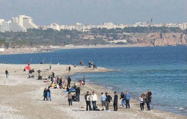 Antalya’da Yazdan Kalma Günler