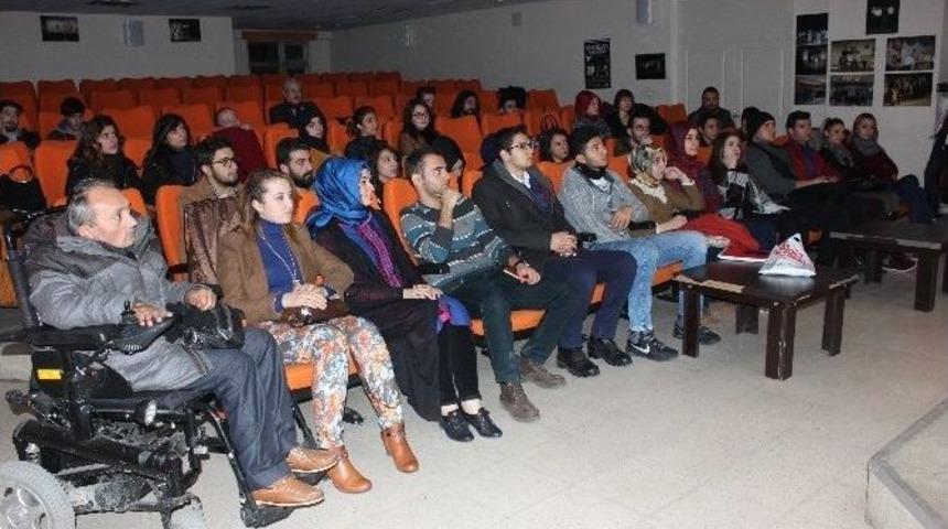 Tiyatro Ve Kısa Film S&ouml;yleşisi D&uuml;zenlendi