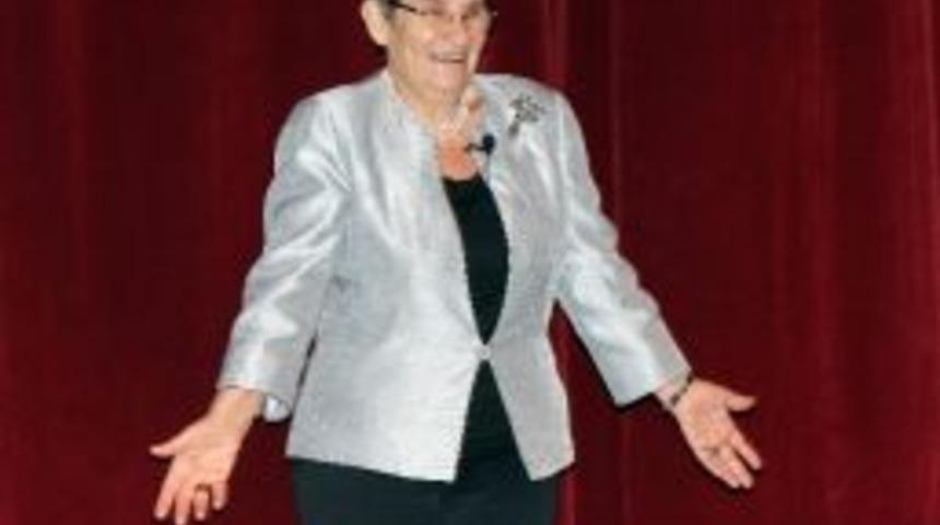 Canan Karatay&rsquo;dan Kebap Vizesi