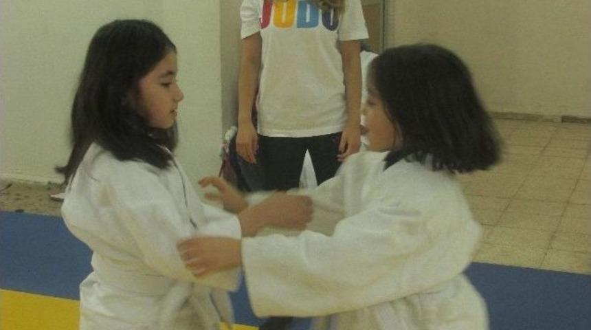 Muş&rsquo;tan Milli Takıma Sporcu Yetiştiriliyor