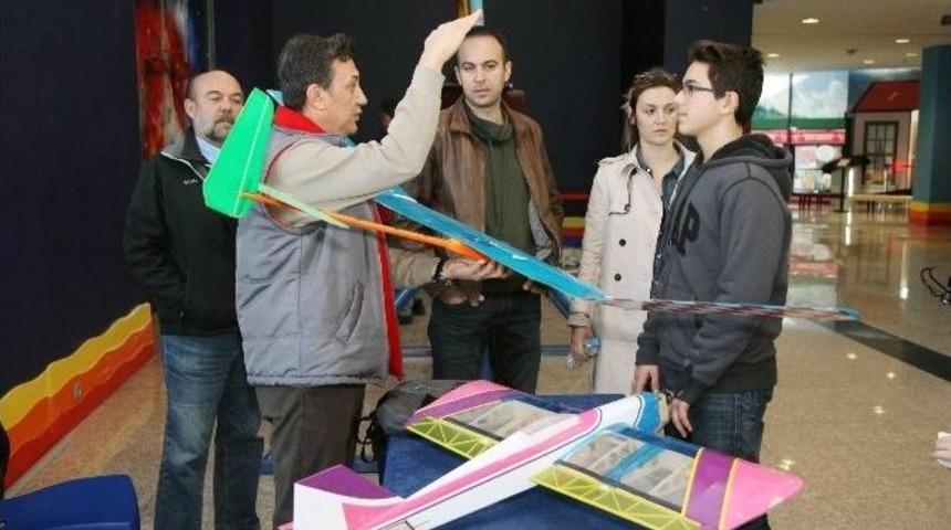 Bilim Deney Merkezi&rsquo;nde Sivil Havacılık G&uuml;n&uuml; Kutlandı