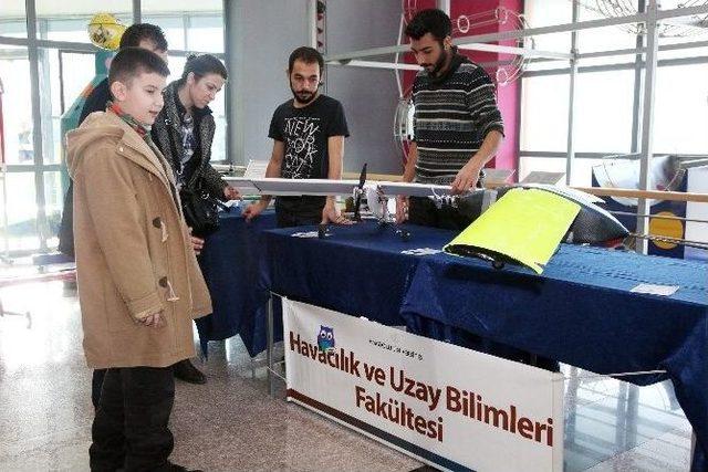 Bilim Deney Merkezi’nde Sivil Havacılık Günü Kutlandı