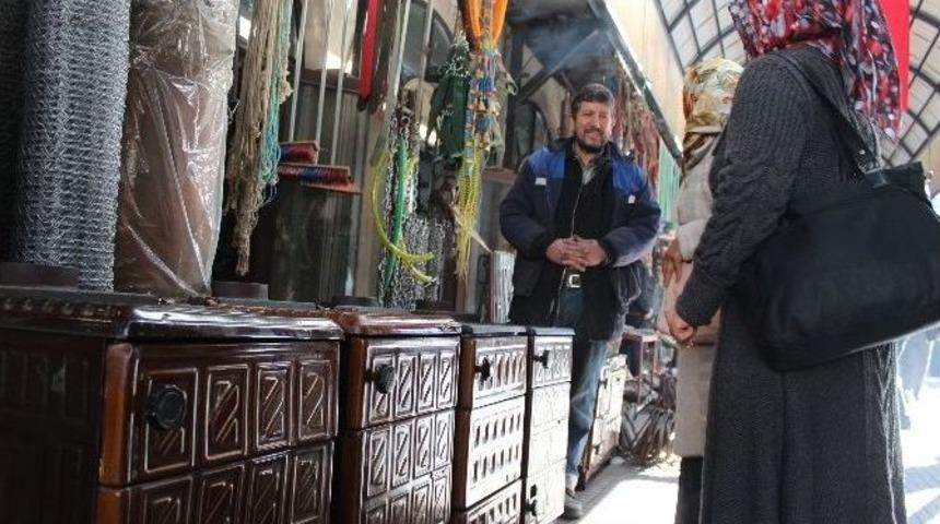 Soğuk Hava Sobacılara Yaradı