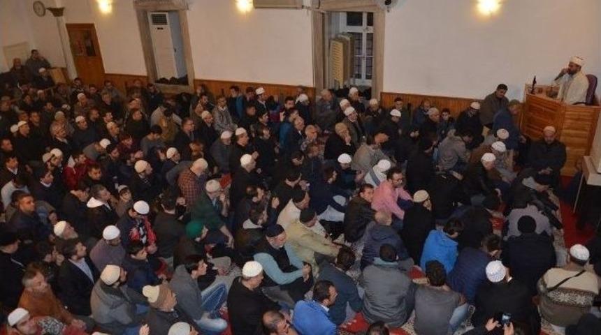 Antalyalı Gen&ccedil;ler Sabah Namazında Buluştu