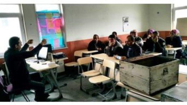 İvrindi’de Arıcılık Kursu İlgi Gördü