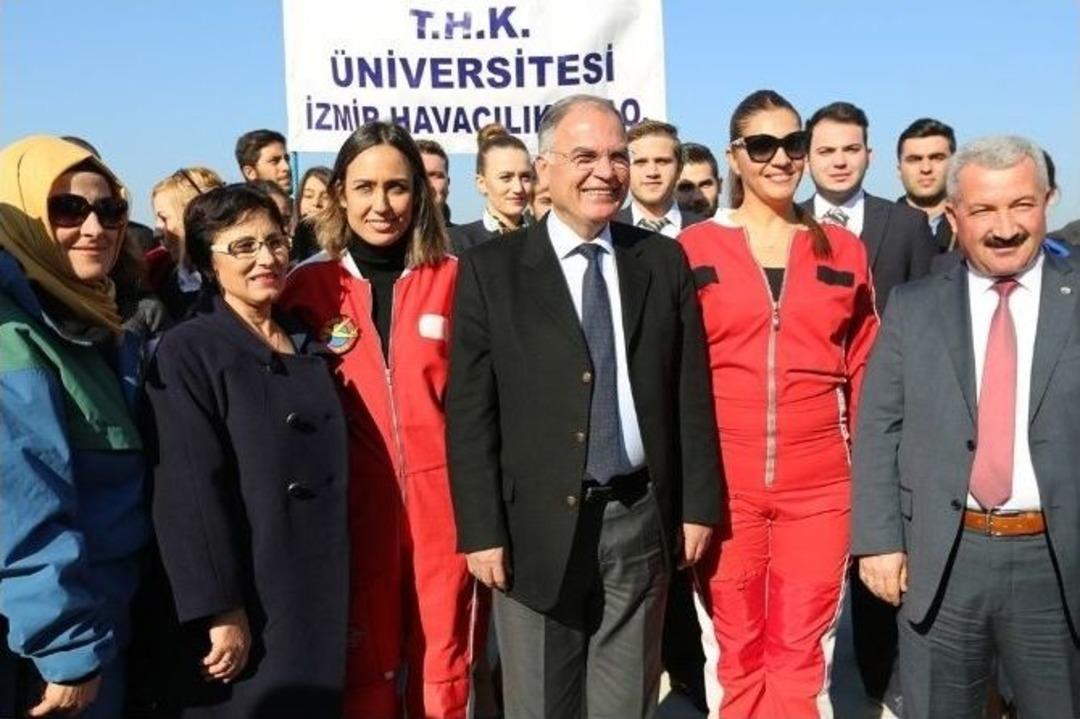 Sivil Havacılık G&uuml;n&uuml;, Sel&ccedil;uk Semalarında Kutlandı