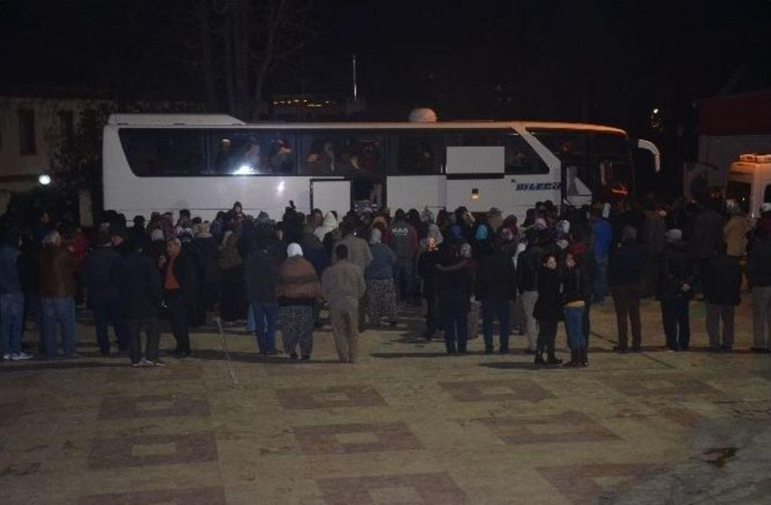 Umreye Dualarla Uğurlandılar