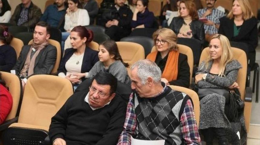 Bayraklı&rsquo;da &Ccedil;ok Sesli Koro Se&ccedil;meleri Yapıldı