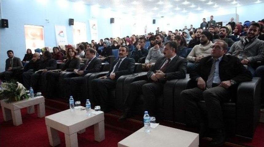 Ağrı&rsquo;da &lsquo;kariyer Planlaması Ve İş Olanakları&rsquo; Konferansı
