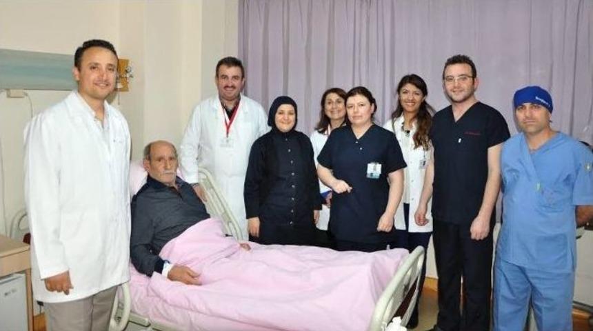 Ahi Evren G&ouml;ğ&uuml;s Kalp Damar Cerrahisi Eğitim Araştırma Hastanesi&rsquo;nden T&uuml;rkiye De Bir İlke