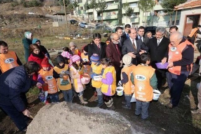 Temacılar Tohumları Toprakla Buluşturdu