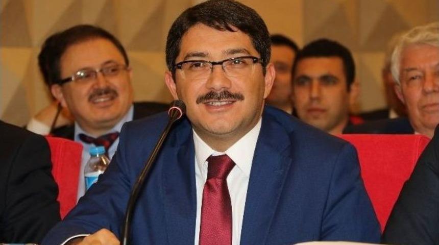 Ak Parti&rsquo;den Performans Programına Teşekk&uuml;r