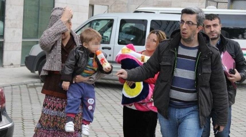 Para Kasası &Ccedil;alan Kadınlar Yakalandı